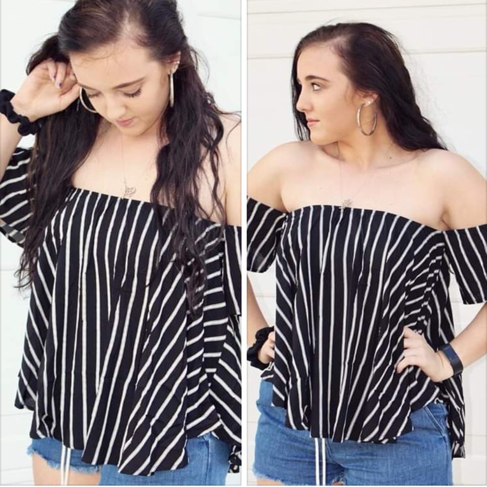 🆕 Stripes for the Win Off the Shoulder Top
